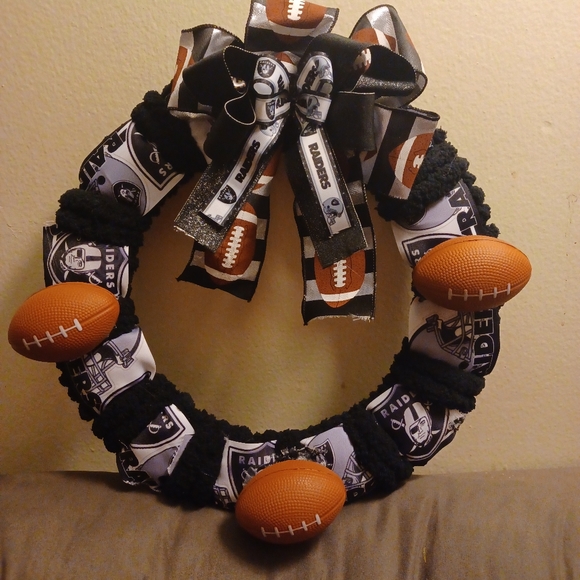 Handmade wreaths - Picture 14 of 14